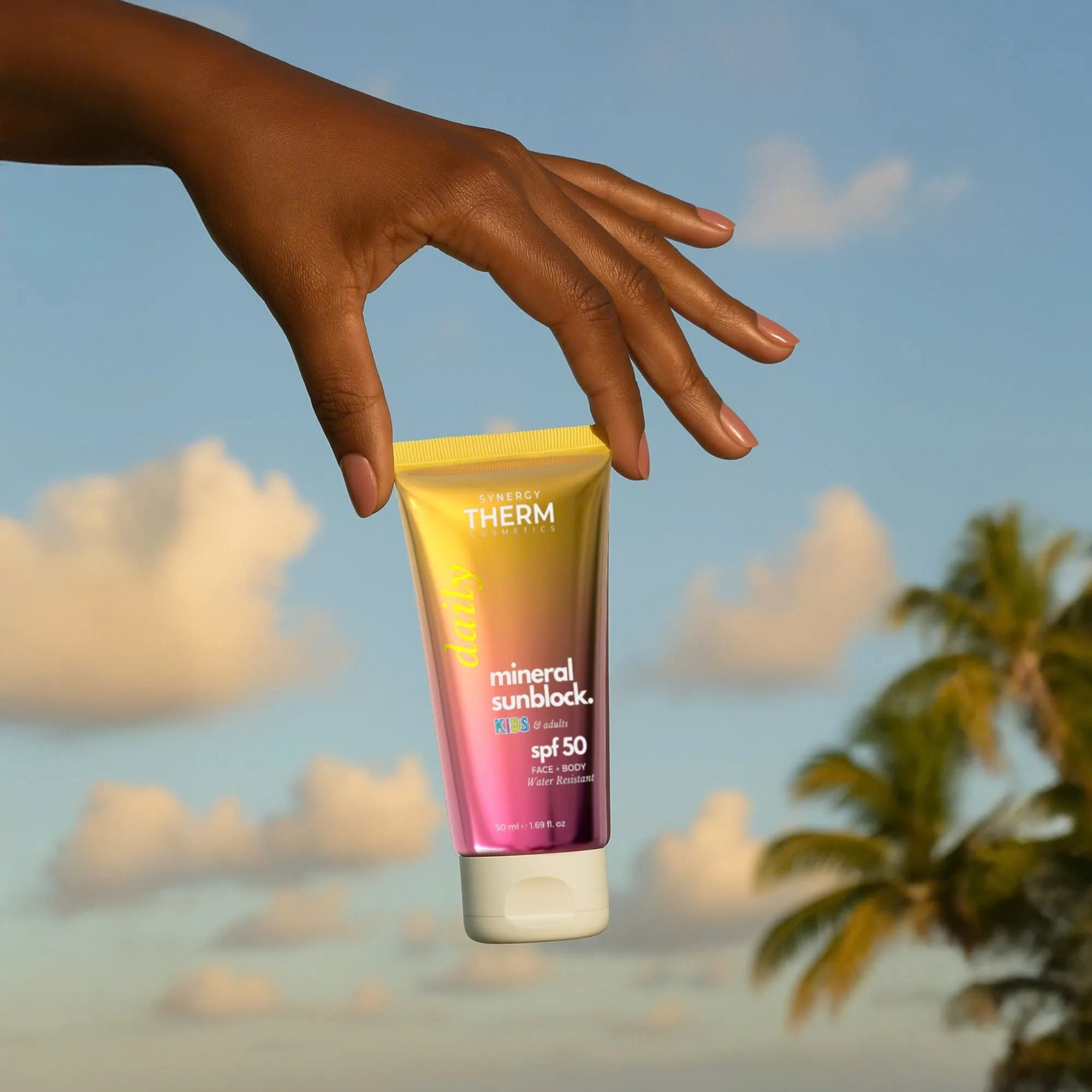 Synergy Therm Mineral Sunblock Kids & Adults SPF 50: Kem Chống Nắng Khoáng Chất Thuần Khiết Cho Cả Gia Đình
