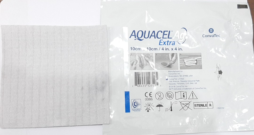 Gạc Đắp Vết Thương Kháng Khuẩn AQUACEL AG EXTRA