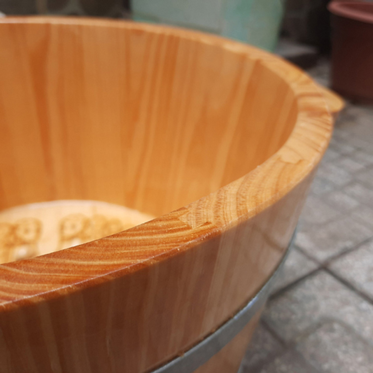 Chậu Ngâm Chân Gỗ (Loại Cao, Hạt Massage Huyệt Đạo Hình Bàn Chân) Thông Tự Nhiên Cao Cấp