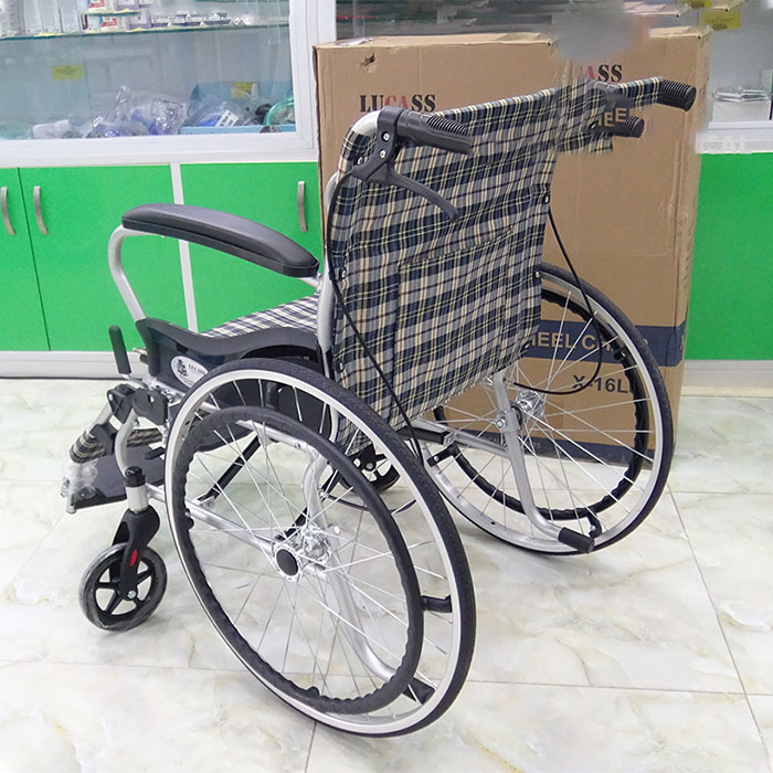 Xe Lăn Tay Khung Hợp Kim Nhôm Lucass X-16LJ (X16LJ)