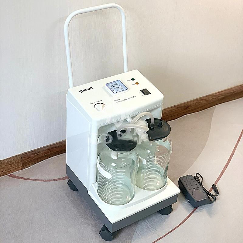 Máy Hút Dịch 2 Bình Công Suất Lớn Yuwell 7A-23D (20L)