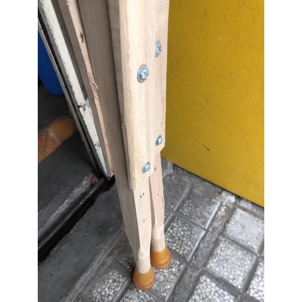 Nạng Chống Nách Gỗ Việt Nam Cao Cấp