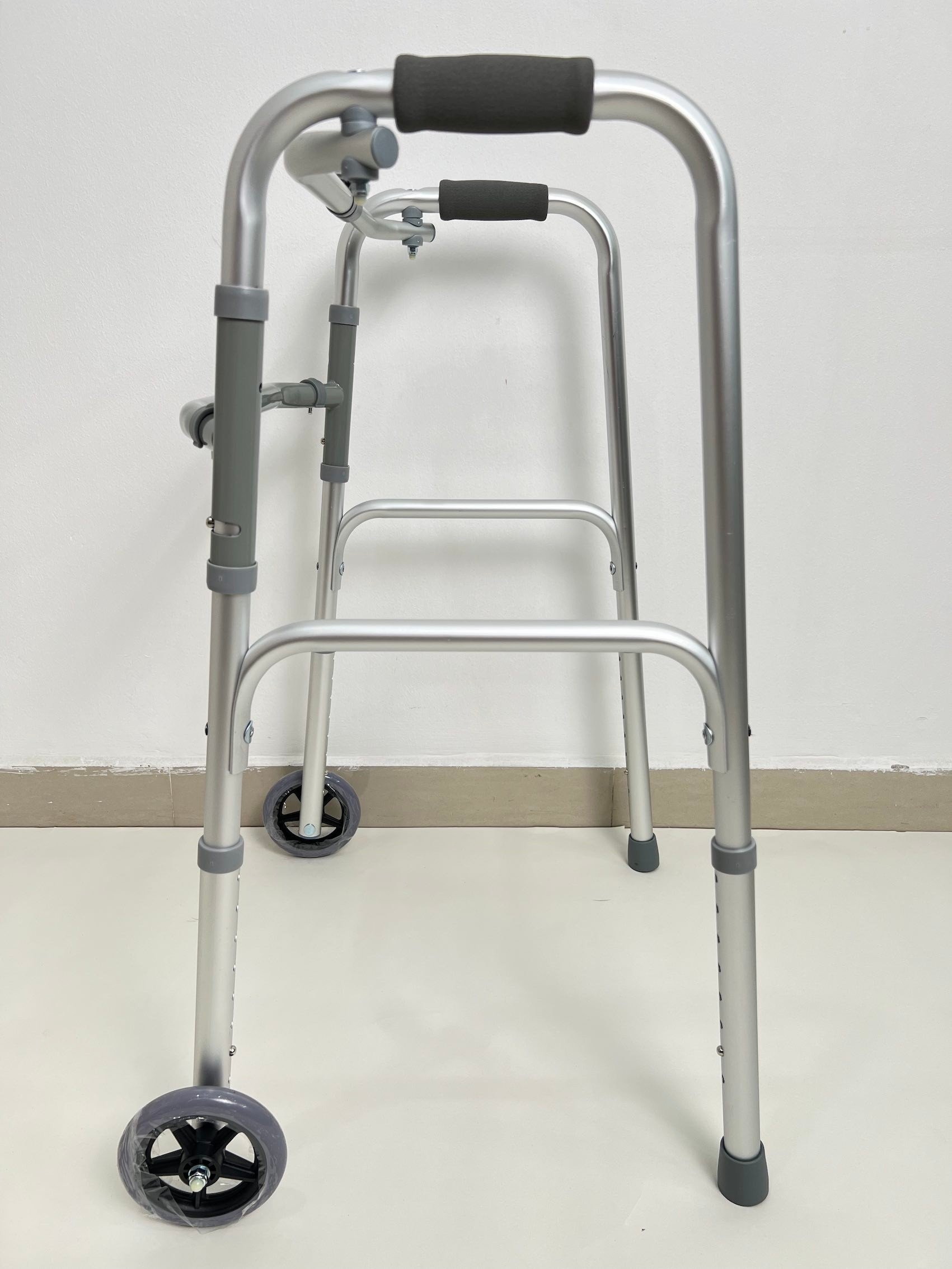 Khung Tập Đi Nhôm Cao Cấp Bánh Lớn GBM-033