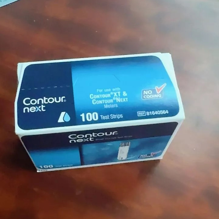 Que Thử Đường Huyết Contour Next