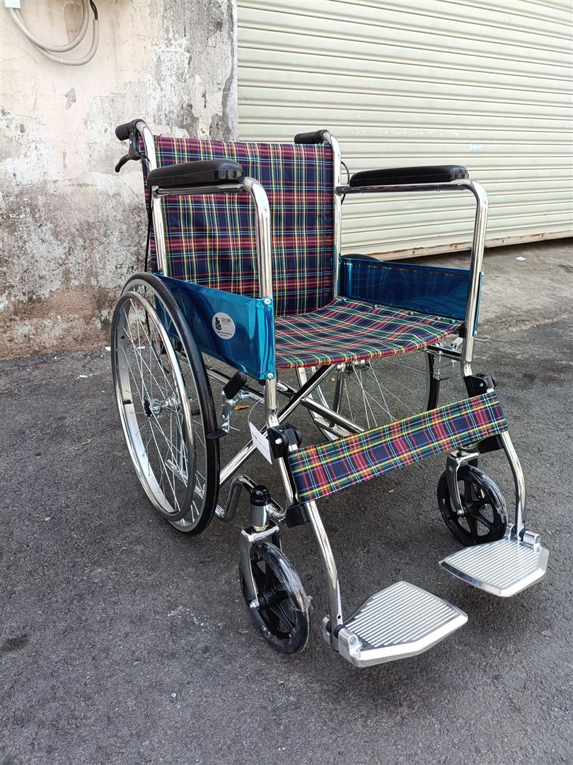 Xe Lăn Tay Có Thắng, Gác Chân Xếp Gọn Lucass X-91 (X91) Vải Ca-rô