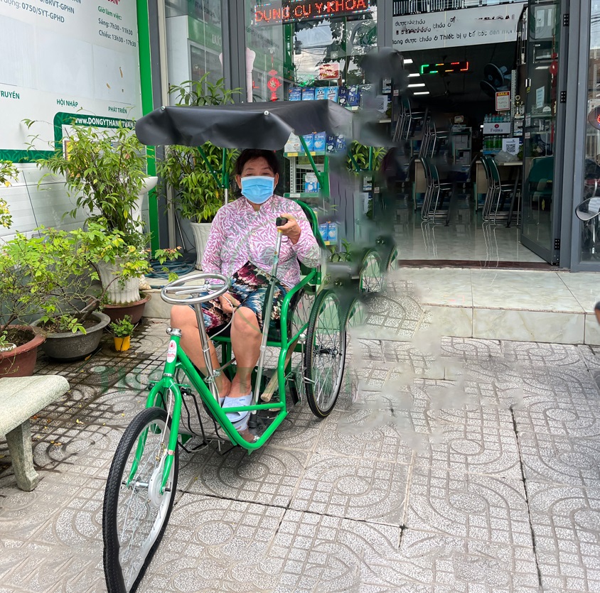 Xe Lắc Tay Có Mui Đức Cường