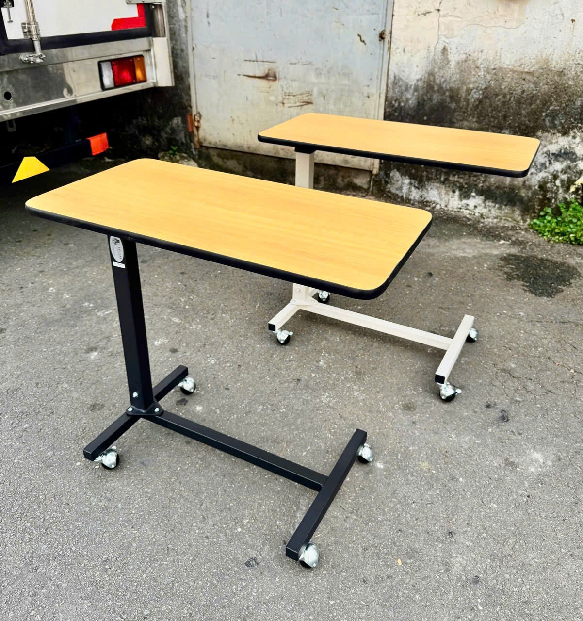 Bàn Ăn Di Động Có Bánh Xe LUCASS BA-E2