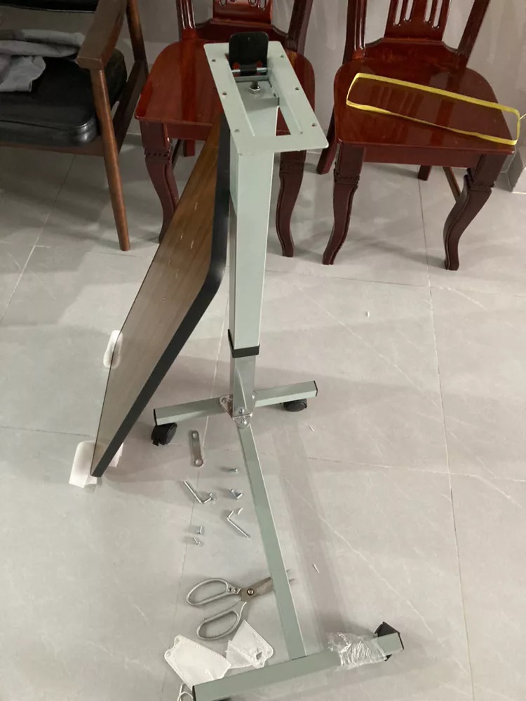 Bàn Ăn Di Động Có Bánh Xe One-X