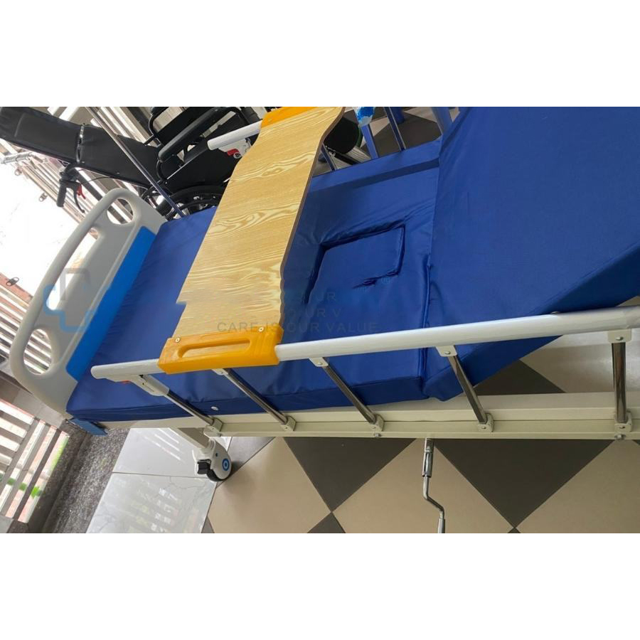 Giường Y Tế 2 Tay Quay, Có Bô Vệ Sinh NARITA A01-IV