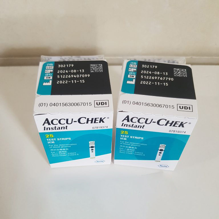 Que Thử Đường Huyết Accu-Chek Instant