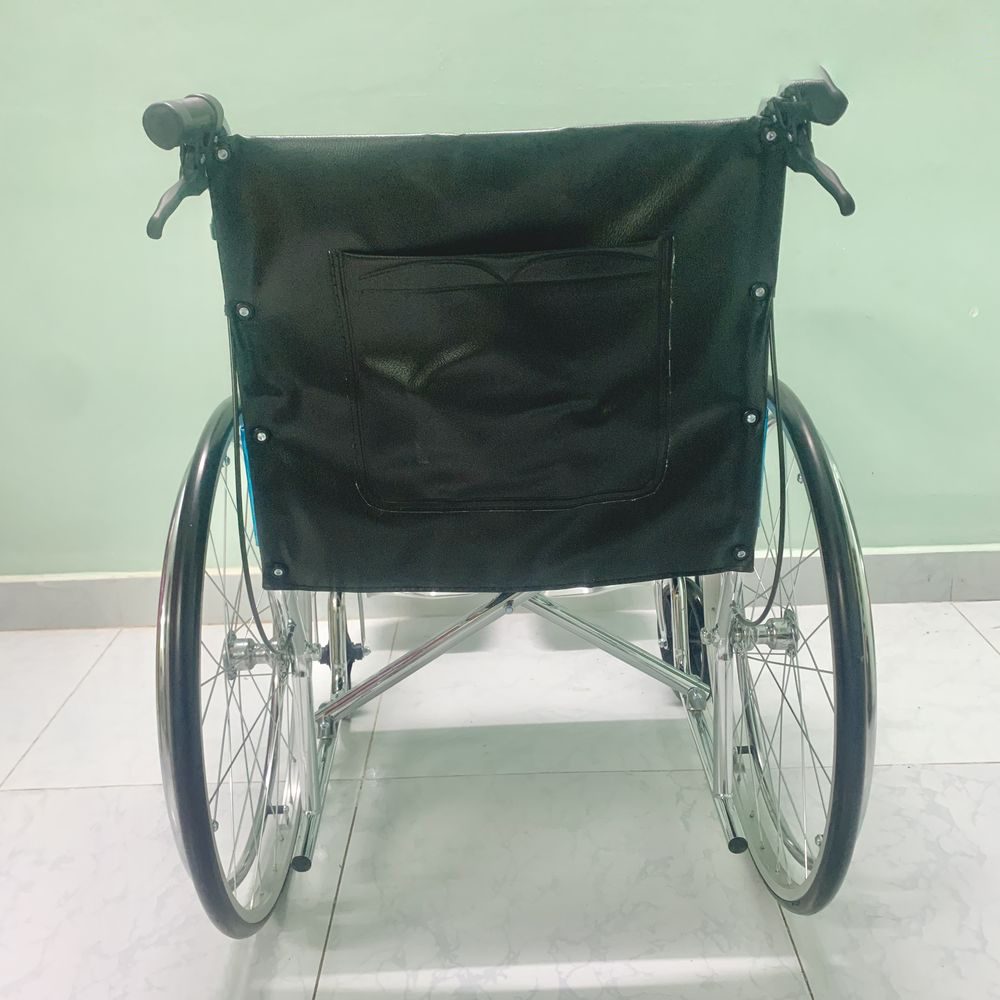 Xe Lăn Tay Có Thắng, Gác Chân Xếp Gọn Lucass X-91 (X91) Vải Simili