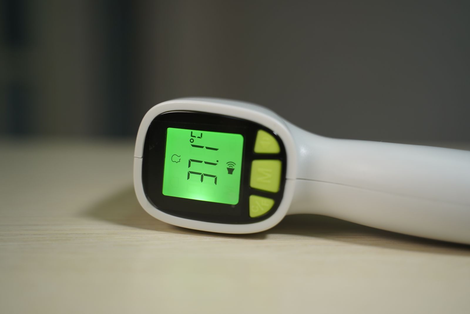 Nhiệt Kế Hồng Ngoại Đo Trán Jumper JPD-FR202 (FR-202)