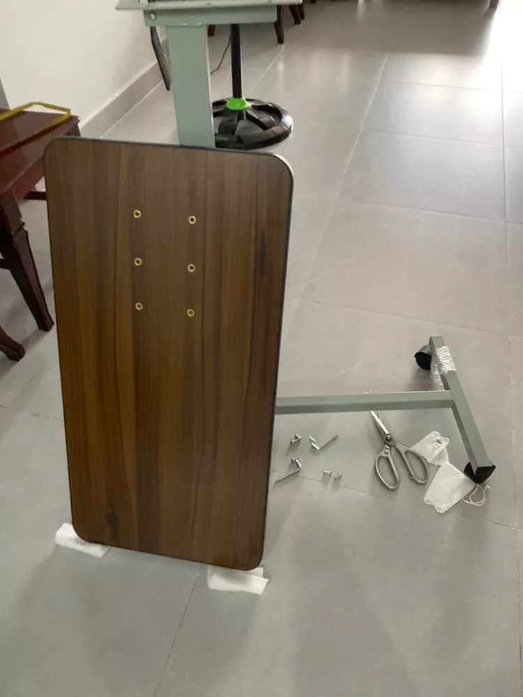 Bàn Ăn Di Động Có Bánh Xe One-X