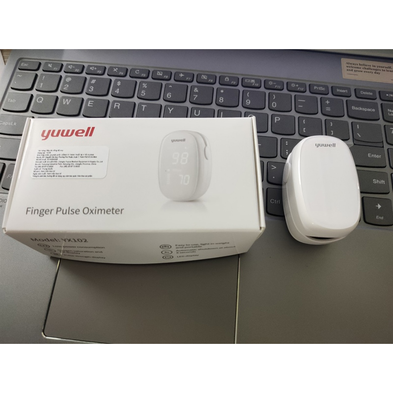 Máy Đo Nồng Độ Oxy (SPO2) Yuwell YX102 (YX-102)