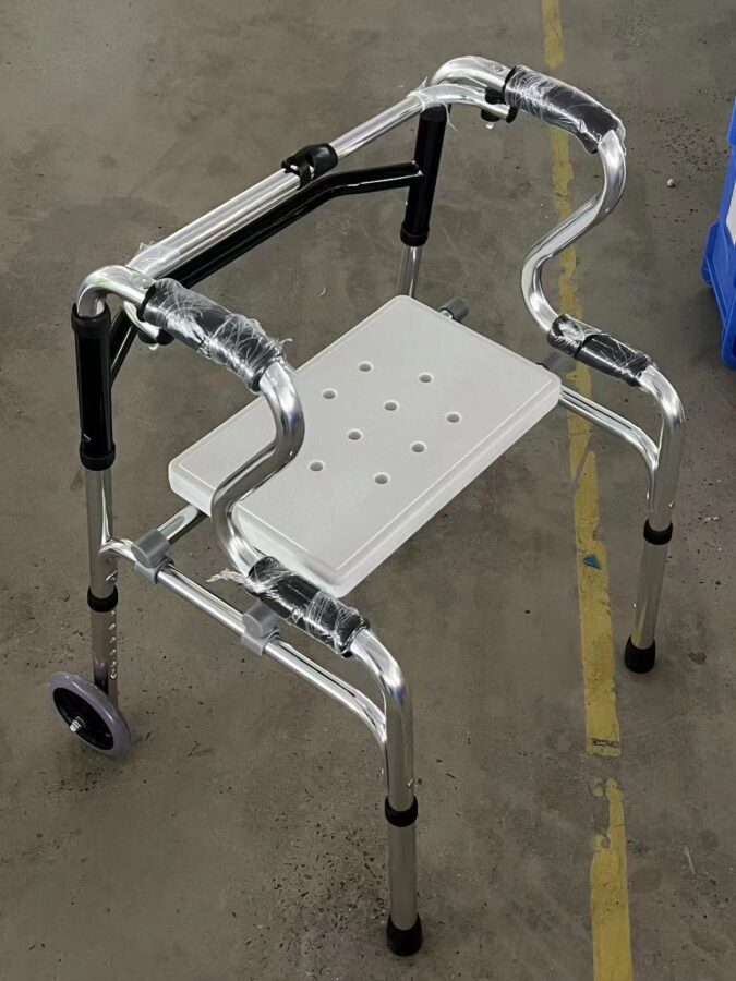 Khung Tập Đi 2 Bánh, 2 Tầng Tỳ Tay, Có Ghế GBM-037