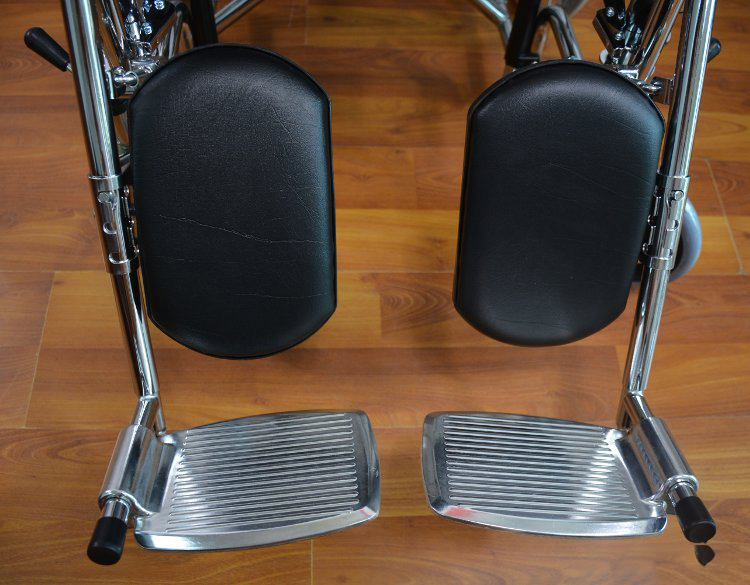 Xe Lăn Tay Nằm Có Bô Vệ Sinh, Có Thắng Lucass X-7, X-7A, X-7 PRO (X7)