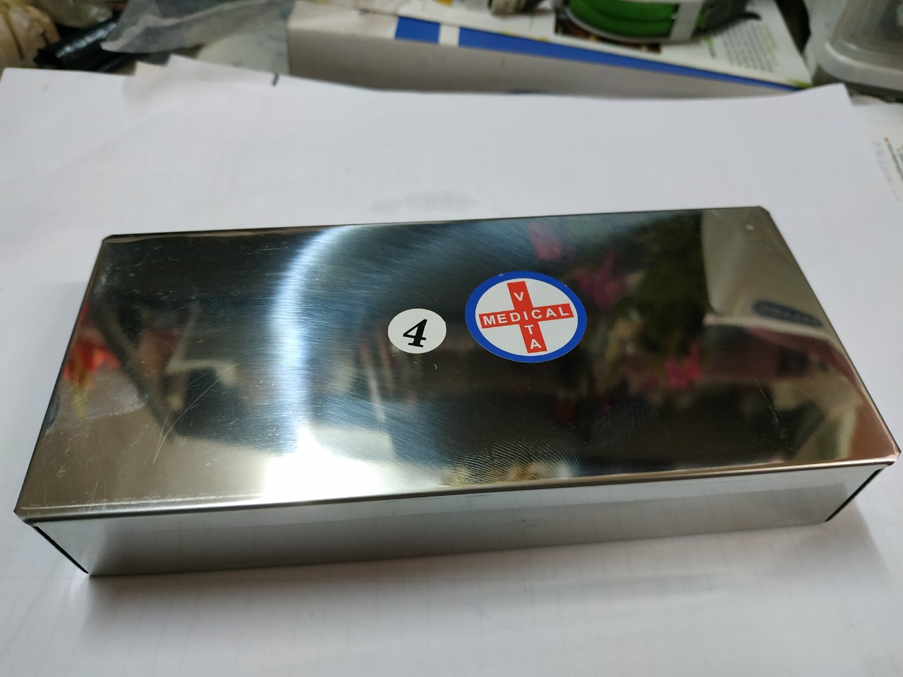 Hộp Y Tế Chữ Nhật Inox Không Ngăn Vinh Tấn (hoặc Tương Đương)