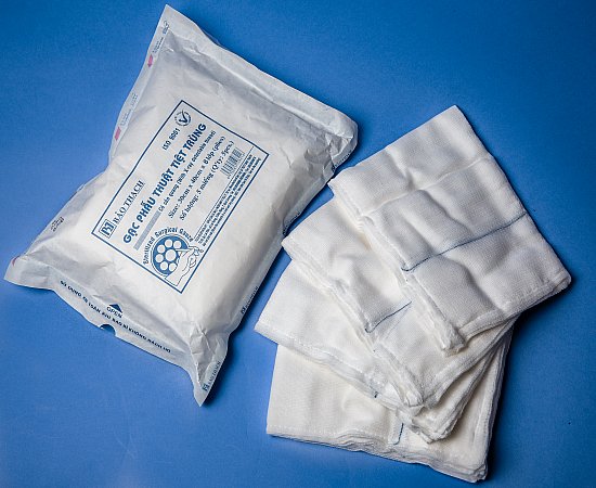 Gạc Phẫu Thuật Lớn Bảo Thạch (Gói 5 Miếng)