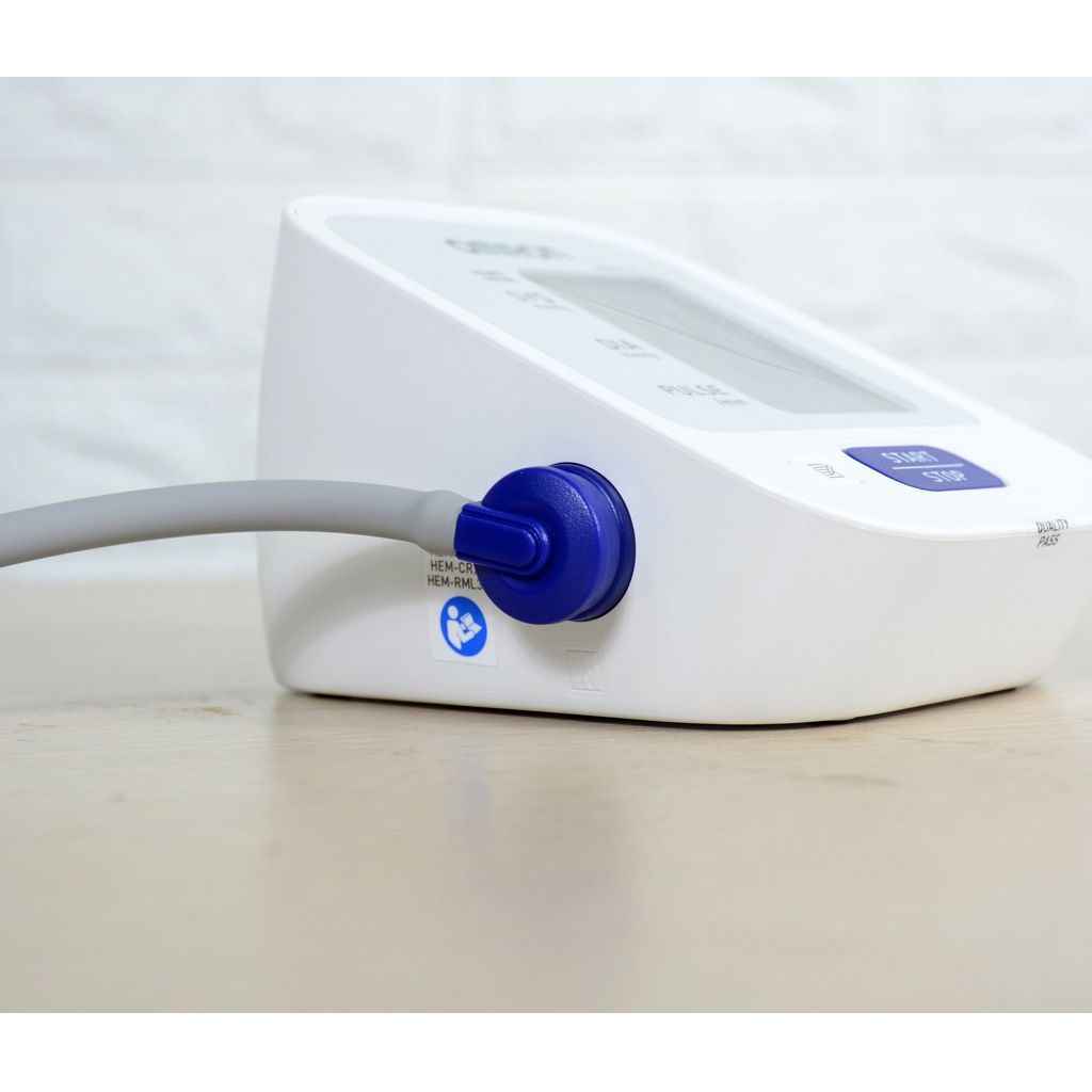 Máy Đo Huyết Áp Bắp Tay Omron HEM-7121