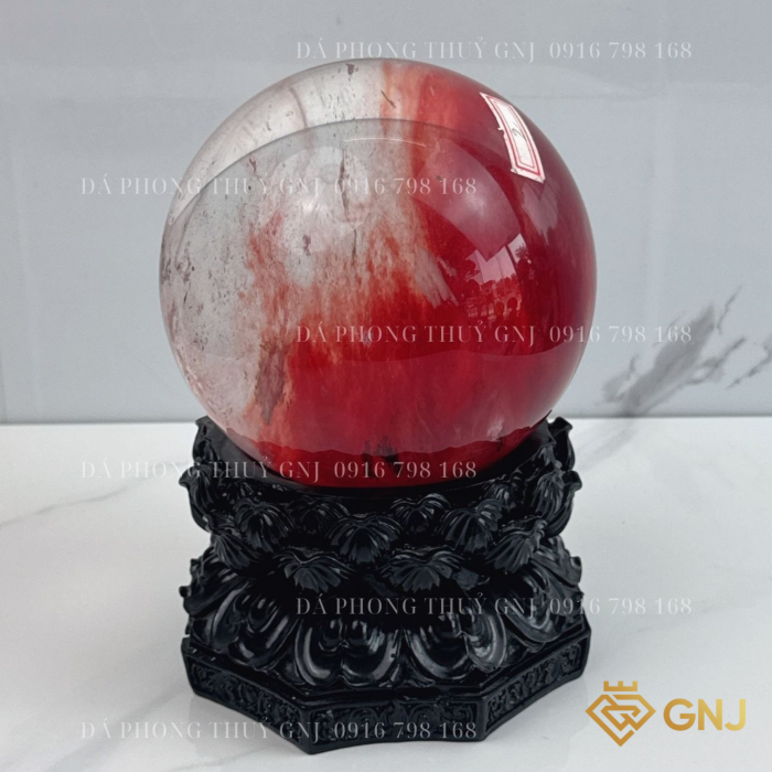 Quả bi cầu núi lửa, quả bi cầu thủy tinh đỏ