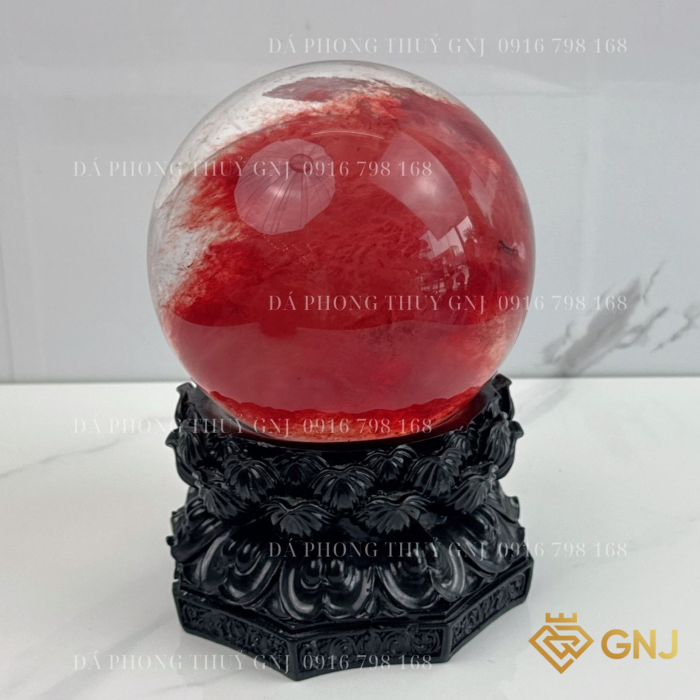 Quả bi cầu núi lửa, quả bi cầu thủy tinh đỏ