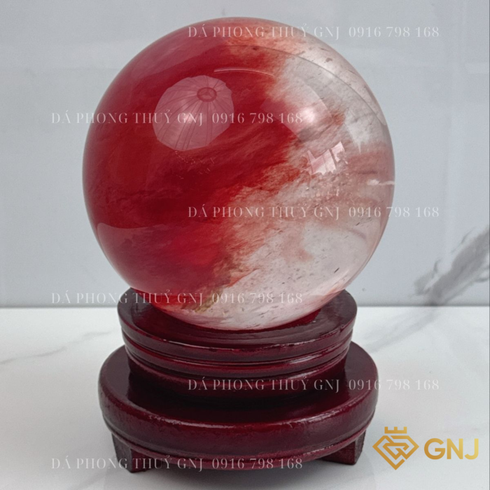 Quả bi cầu núi lửa, quả bi cầu thủy tinh đỏ