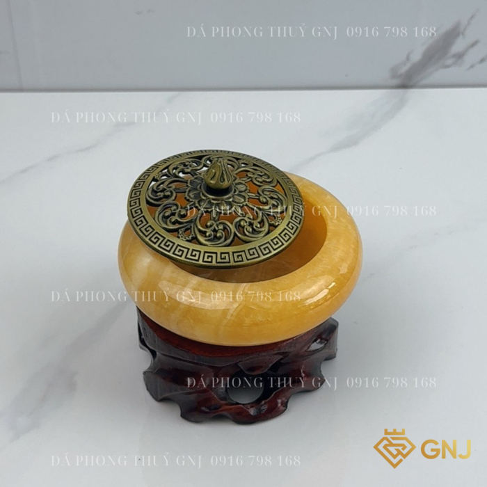 Lư Xông Trầm Hương Bằng Đá Ngọc Hoàng Long
