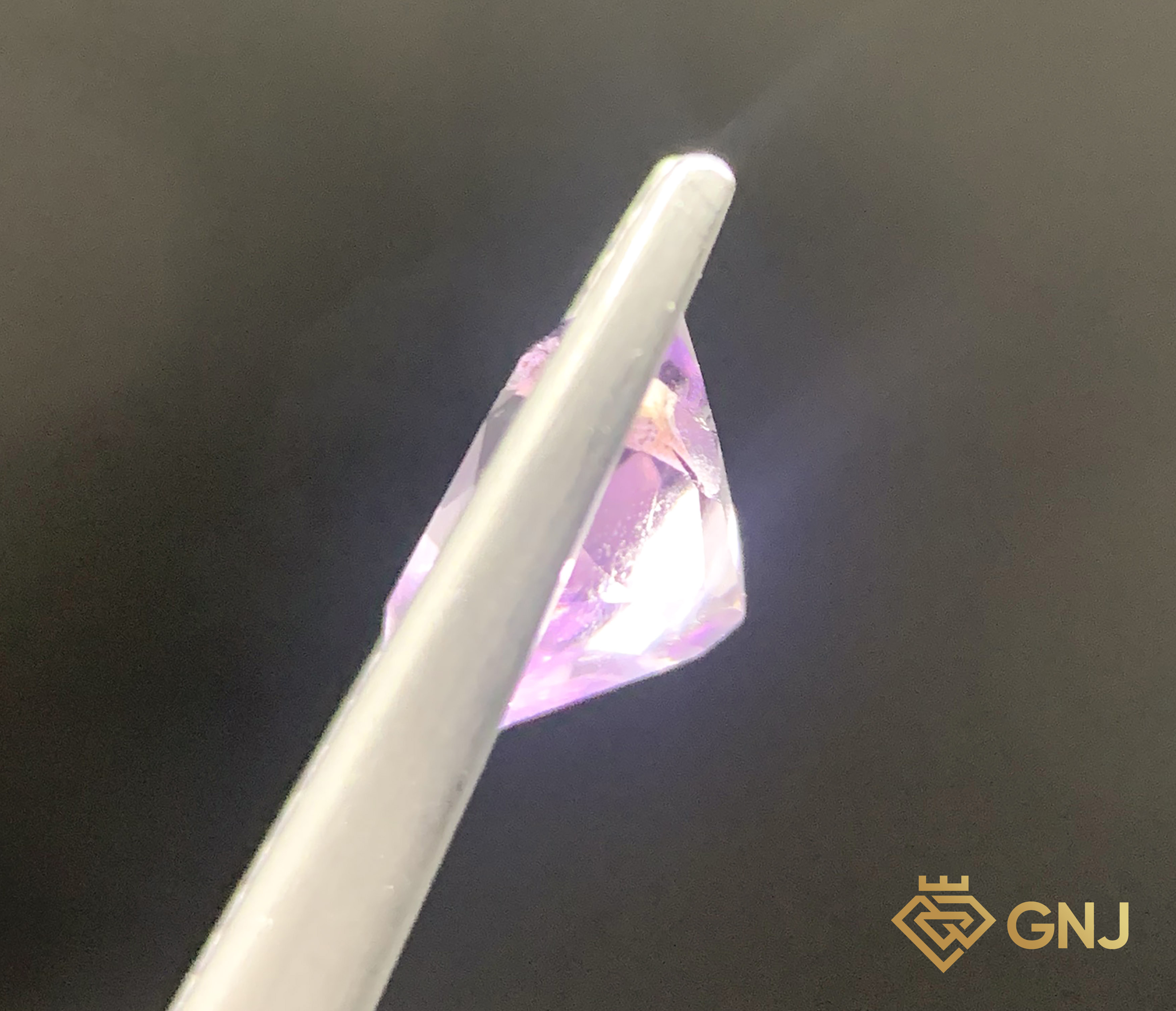 Đá Amethyst Tự Nhiên 1.7ct — Facet — mặt bên