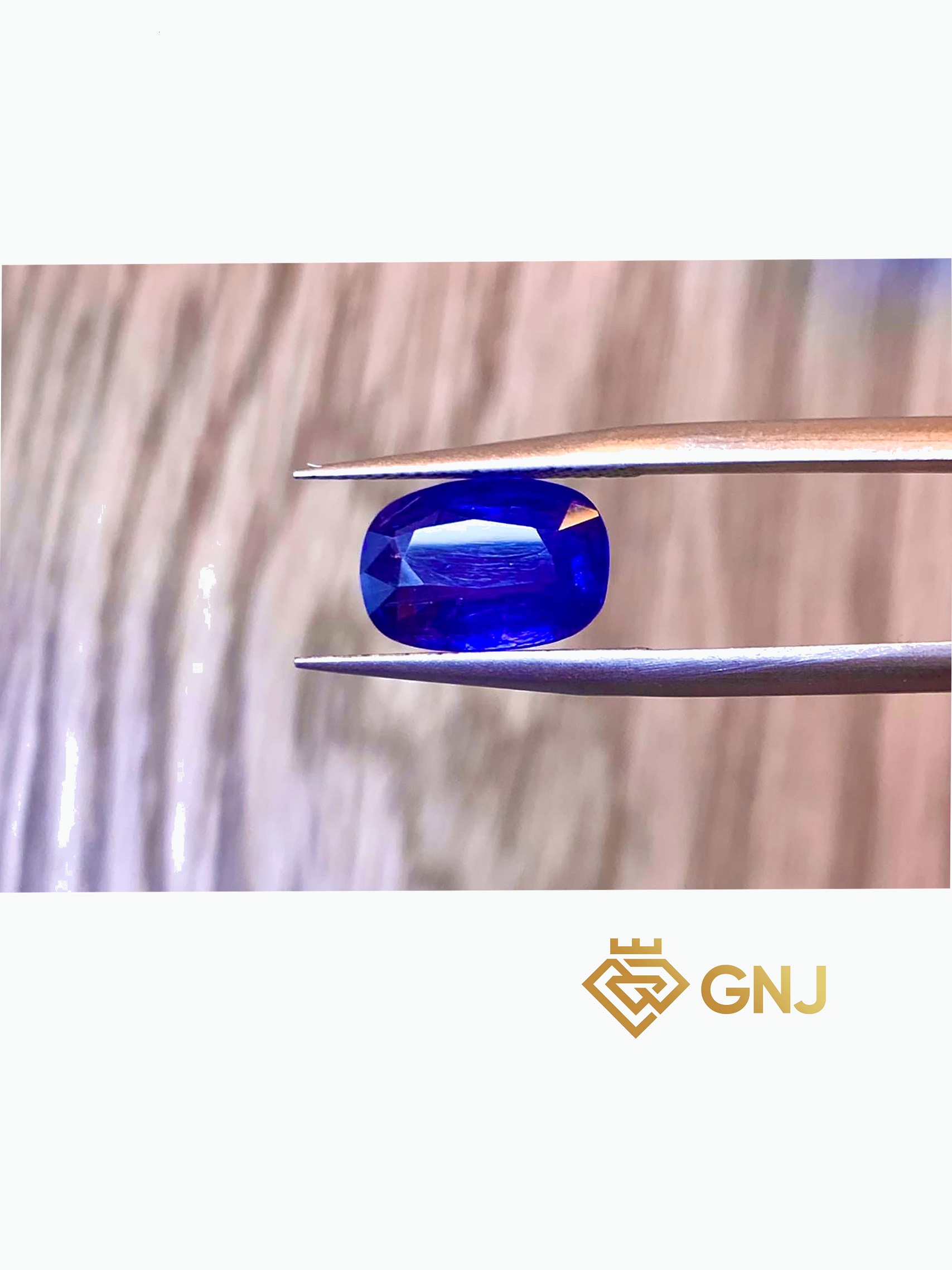 Đá Sapphire xanh Lục Yên