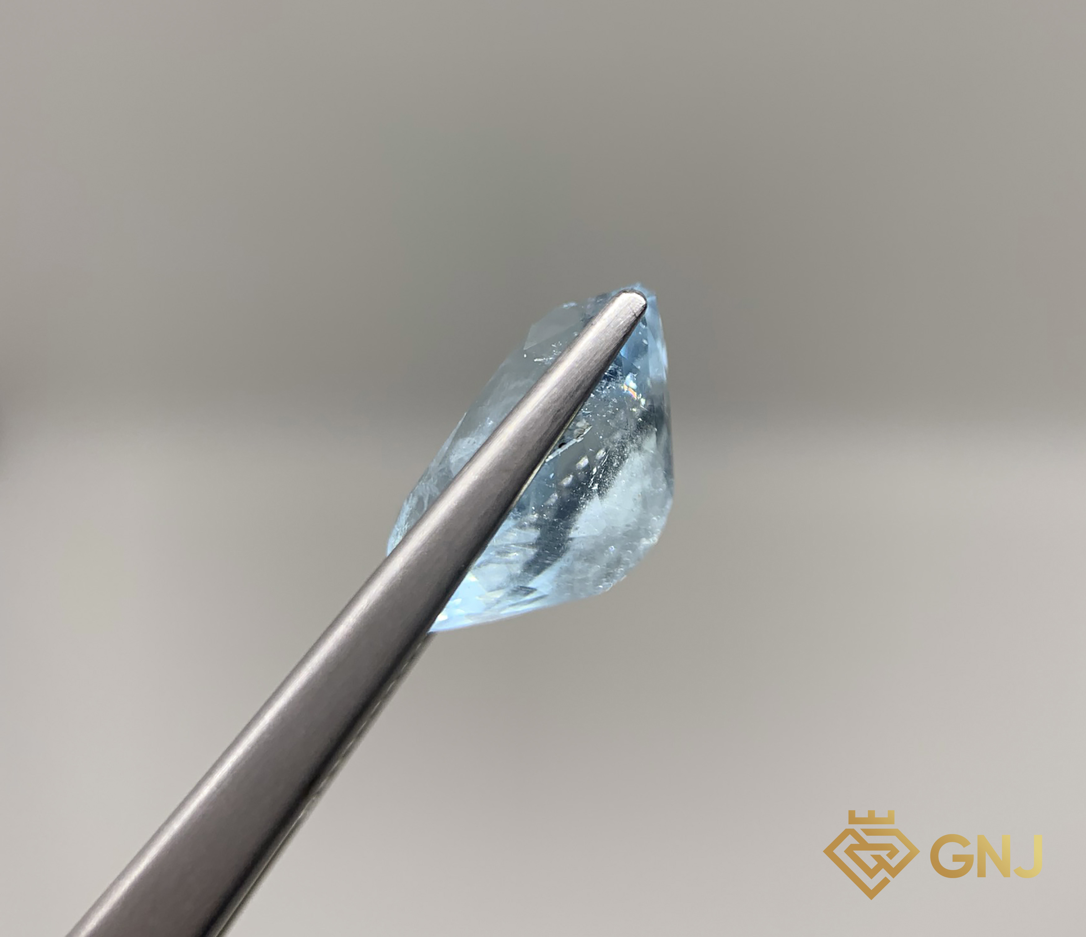 Đá Aquamarine tự nhiên