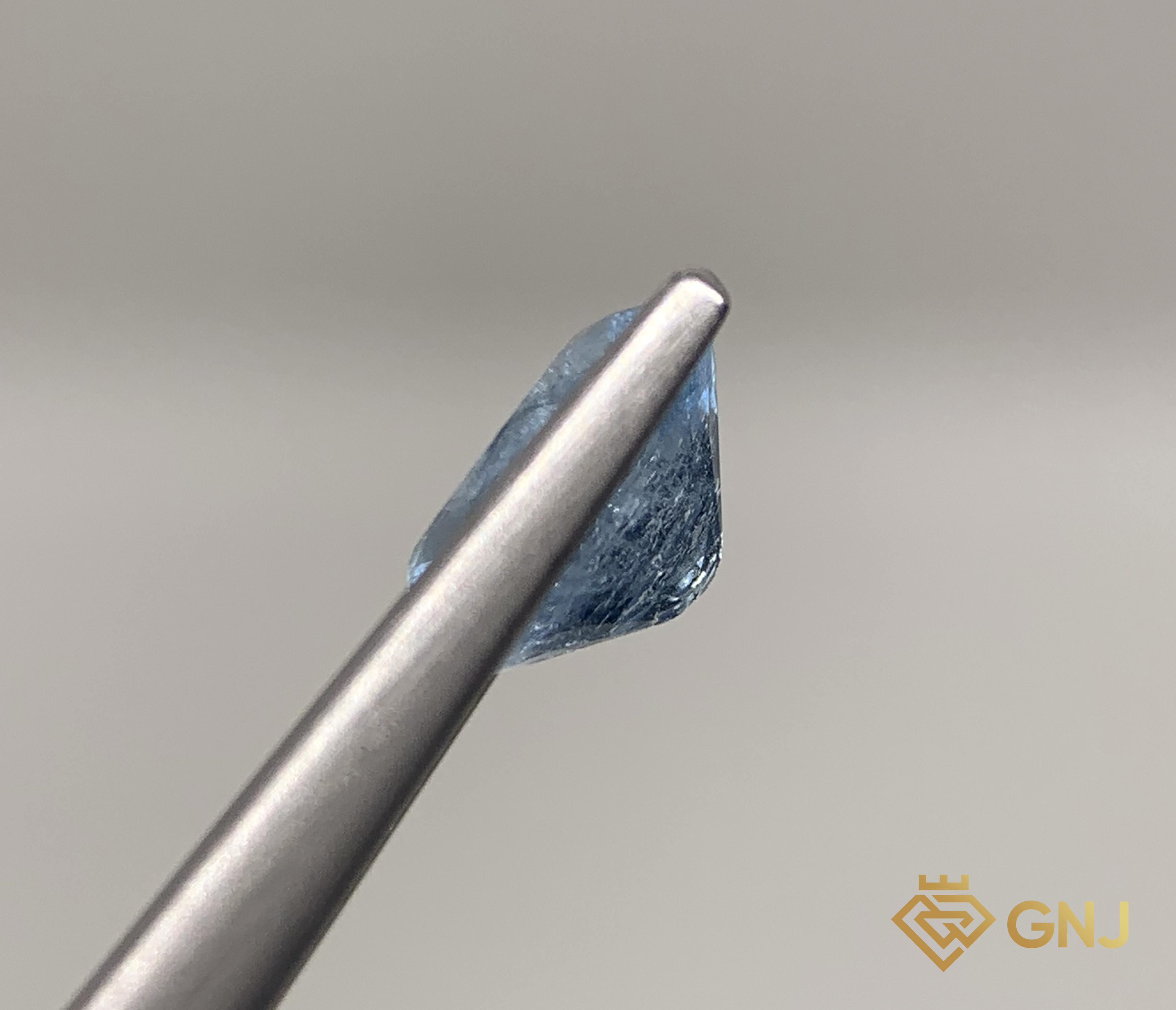 Đá Aquamarine tự nhiên