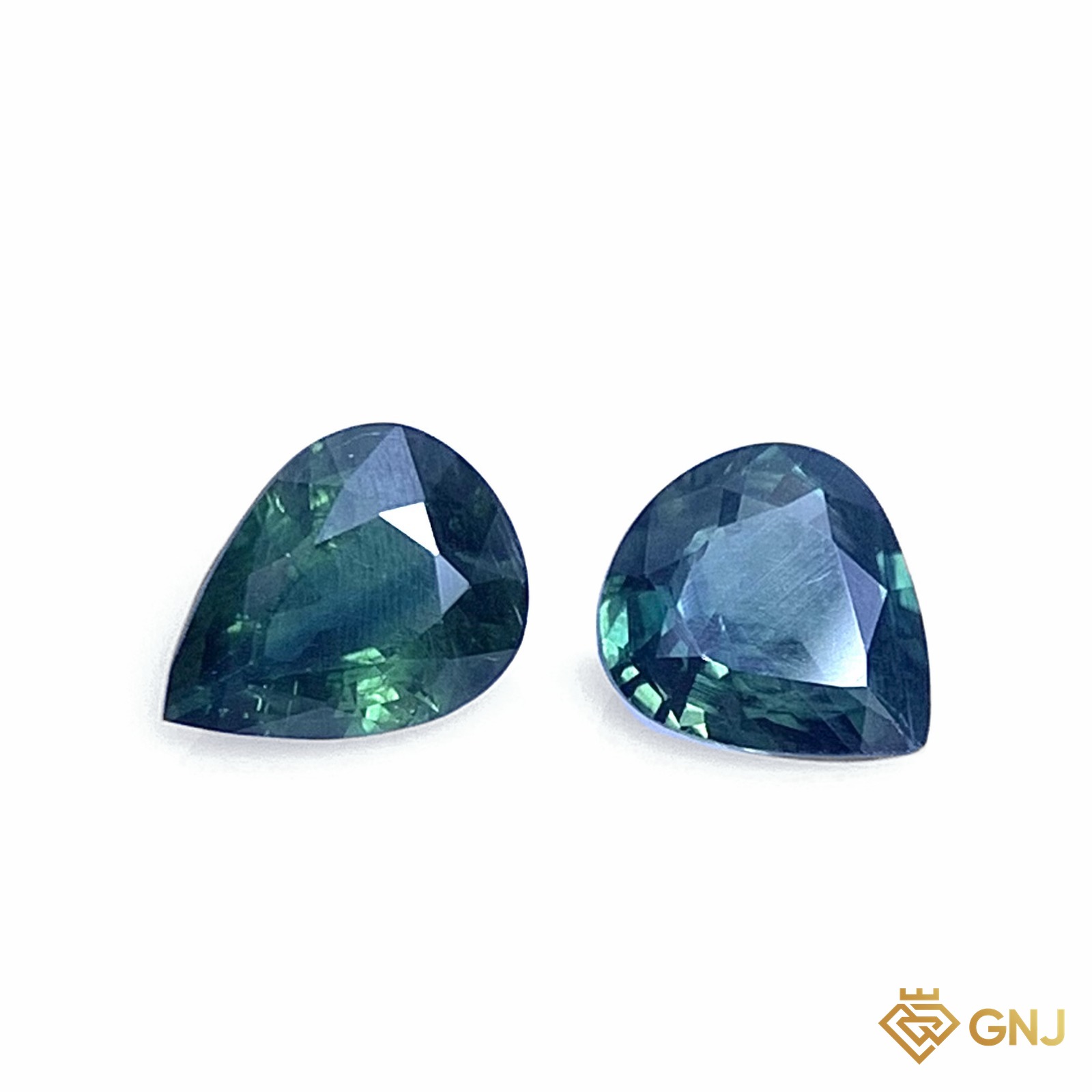 Bộ đá sapphire xanh lá tự nhiên 1,01ct (2 viên) - mặt trước