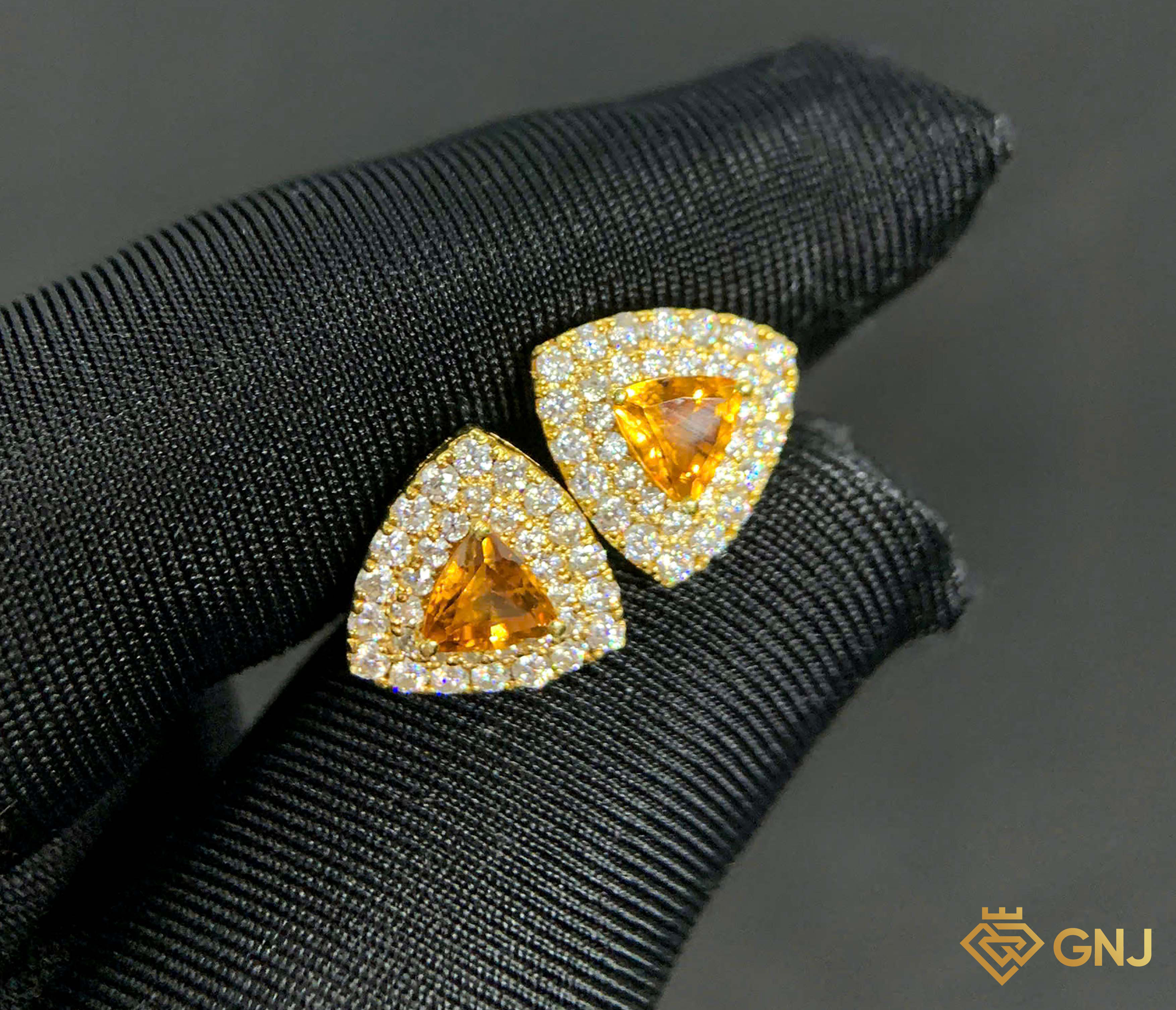 Hoa tai nữ đính đá Sapphire vàng tự nhiên