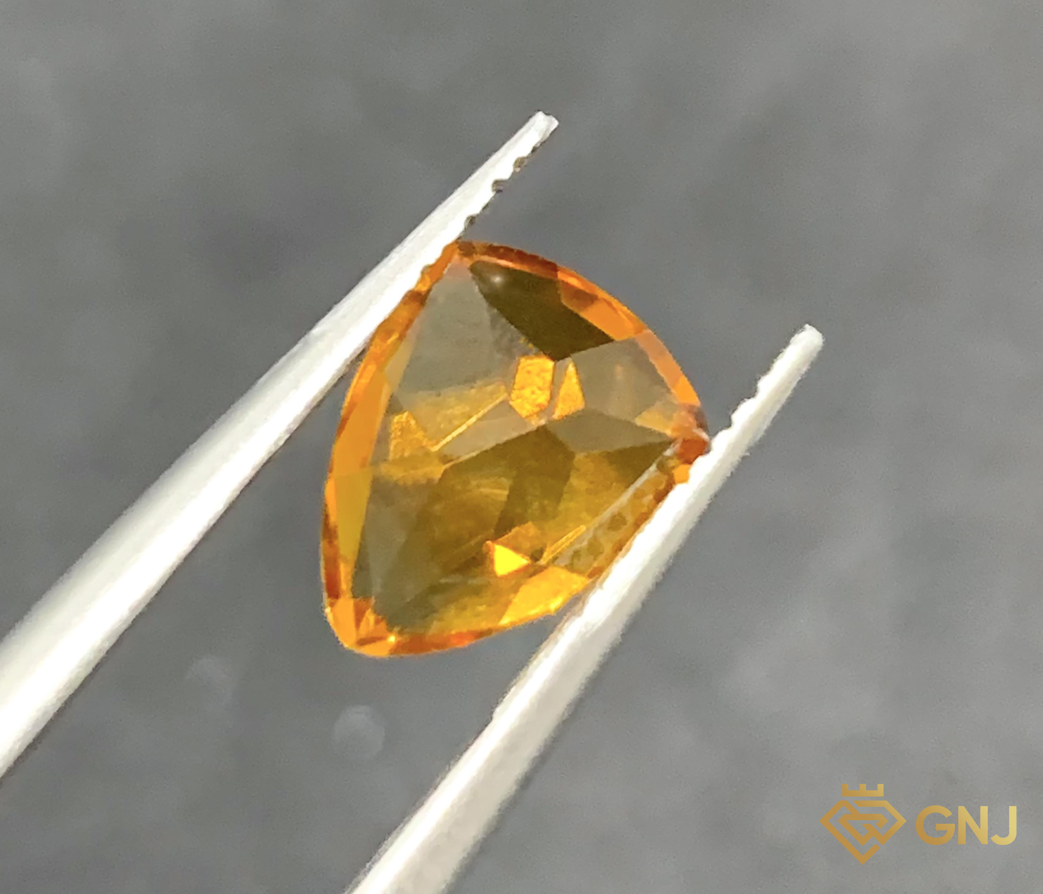 Đá Citrine tự nhiên