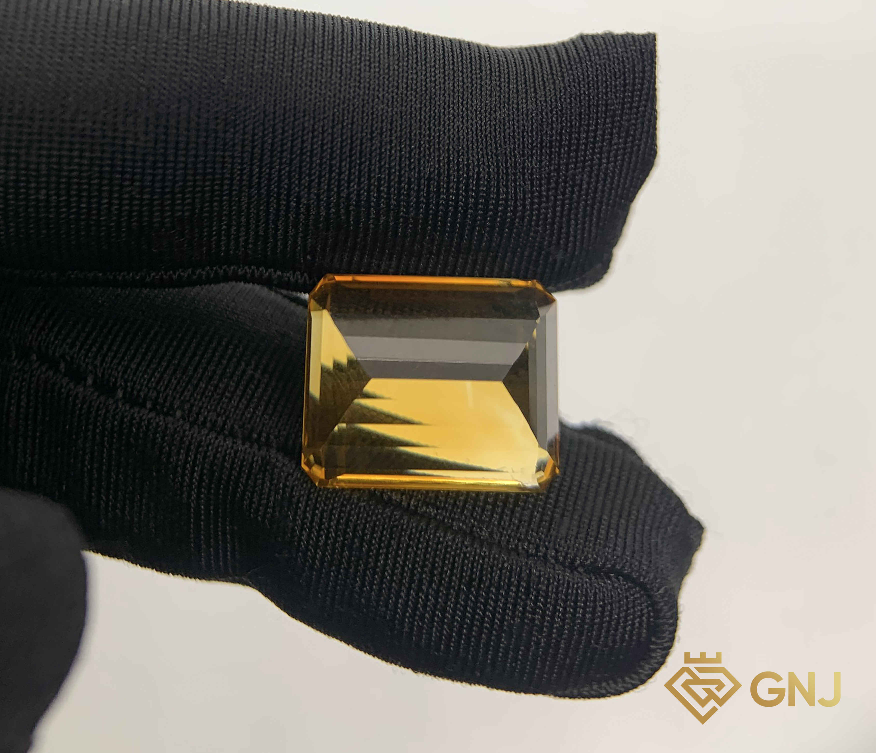 Đá Citrine Tự Nhiên Lục Yên 15.0ct — Facet — chi tiết đá