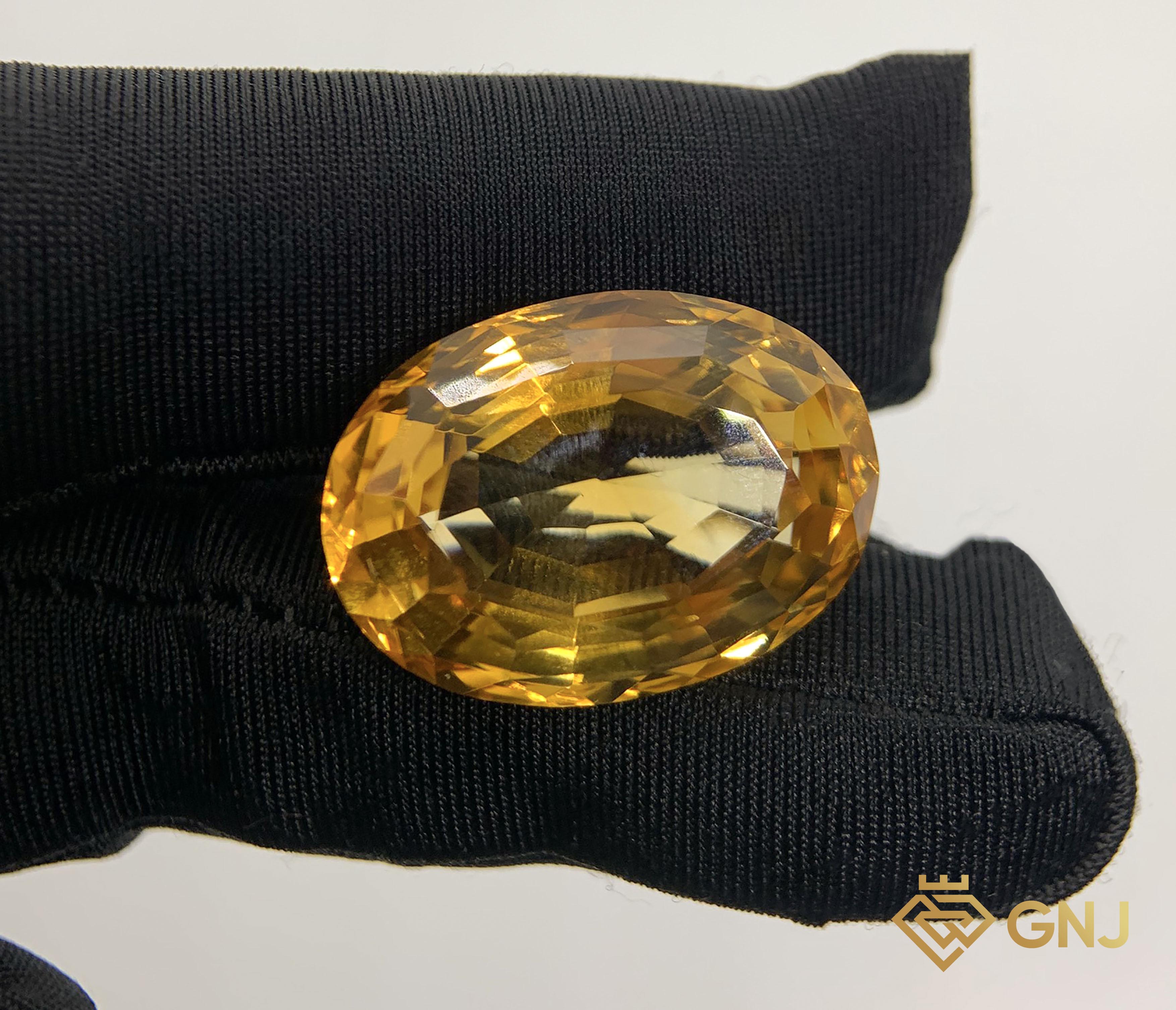 Đá Citrine Tự Nhiên Lục Yên 36.6ct — Facet — mặt trước, đá quý tự nhiên có kiểm định GNJ
