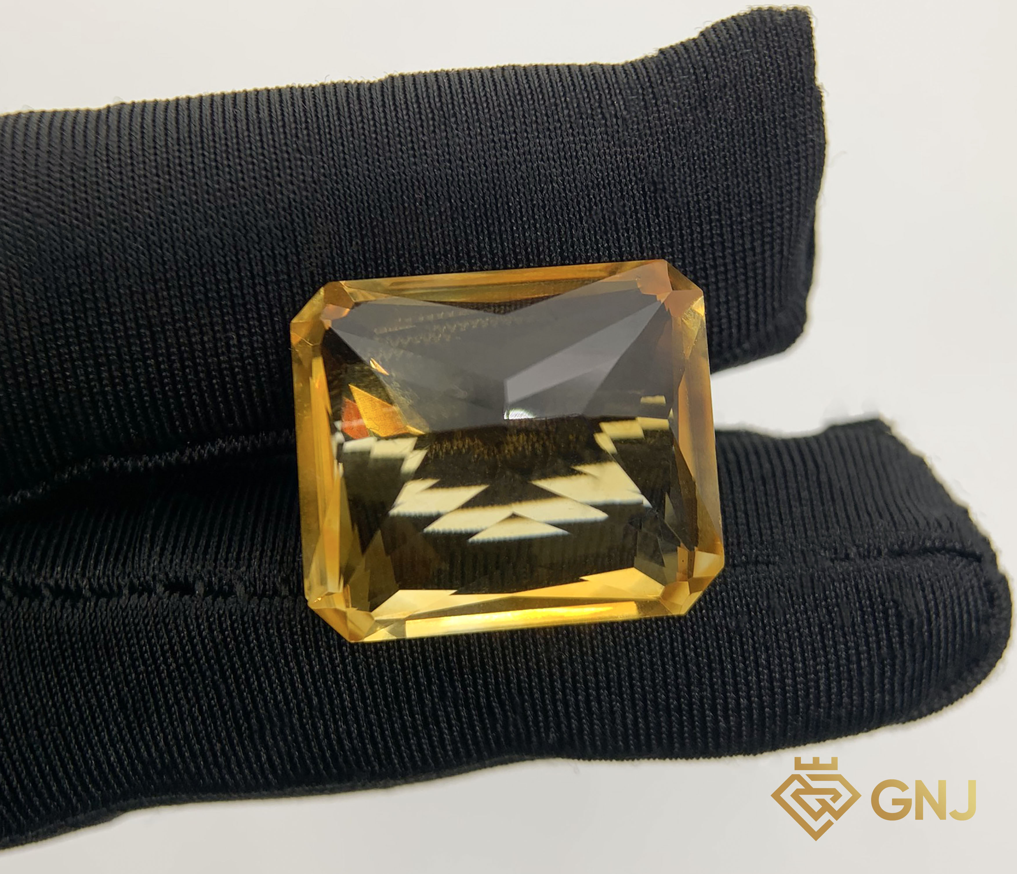 Đá Citrine Tự Nhiên Lục Yên 31.8ct — Facet — chi tiết đá