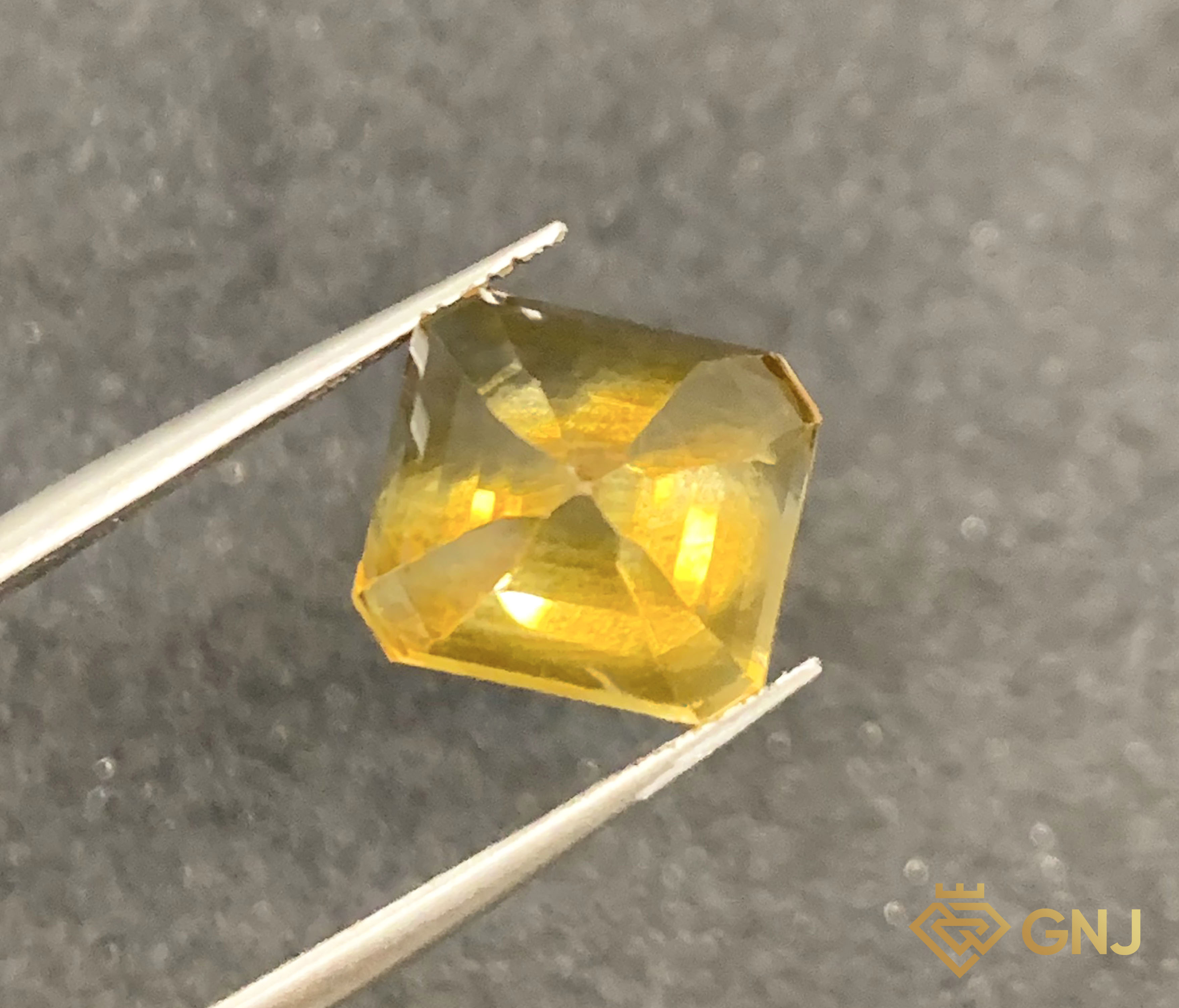Đá Citrine tự nhiên