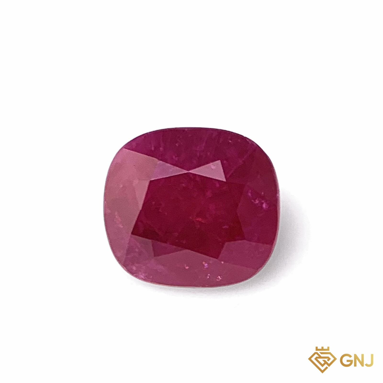 Đá ruby tự nhiên 3,23ct — góc nghiêng phải