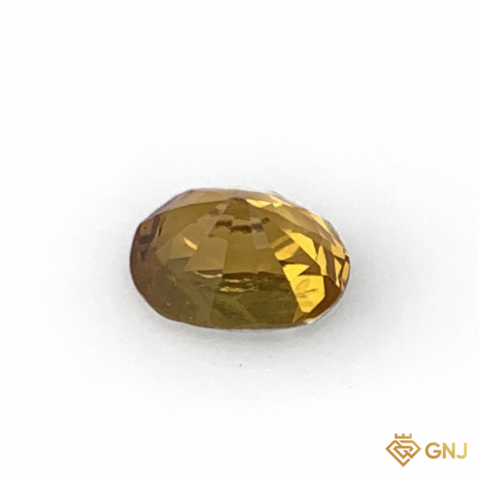 Đá sapphire vàng chanh tự nhiên 0,67ct - mặt sau