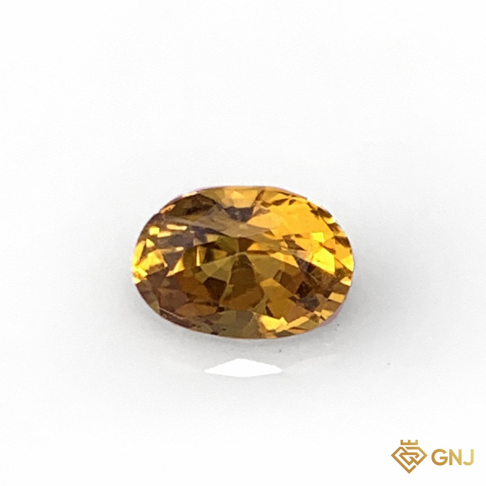 Đá sapphire vàng mật ong tự nhiên 1,55ct - mặt trước