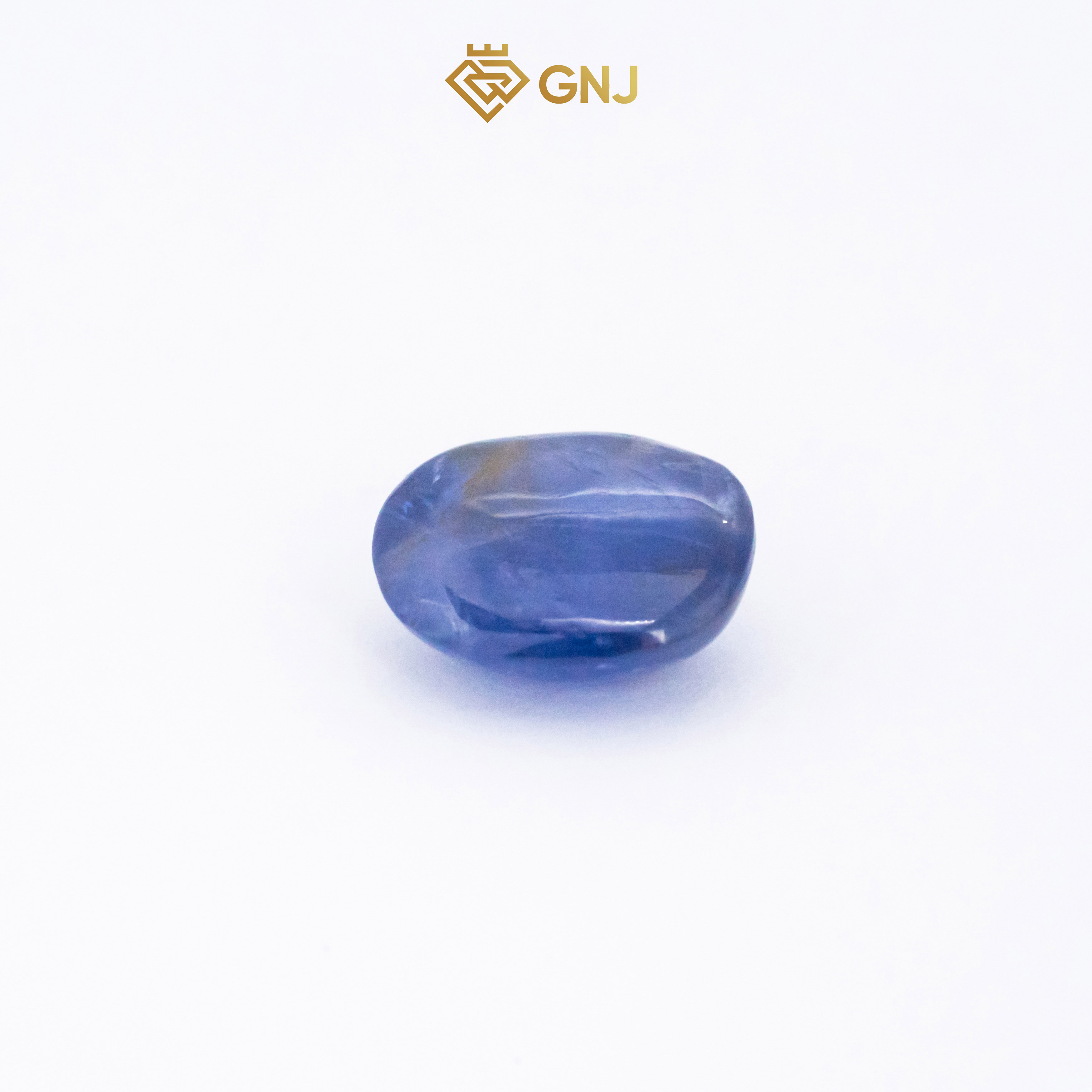 Viên đá sapphire tự nhiên