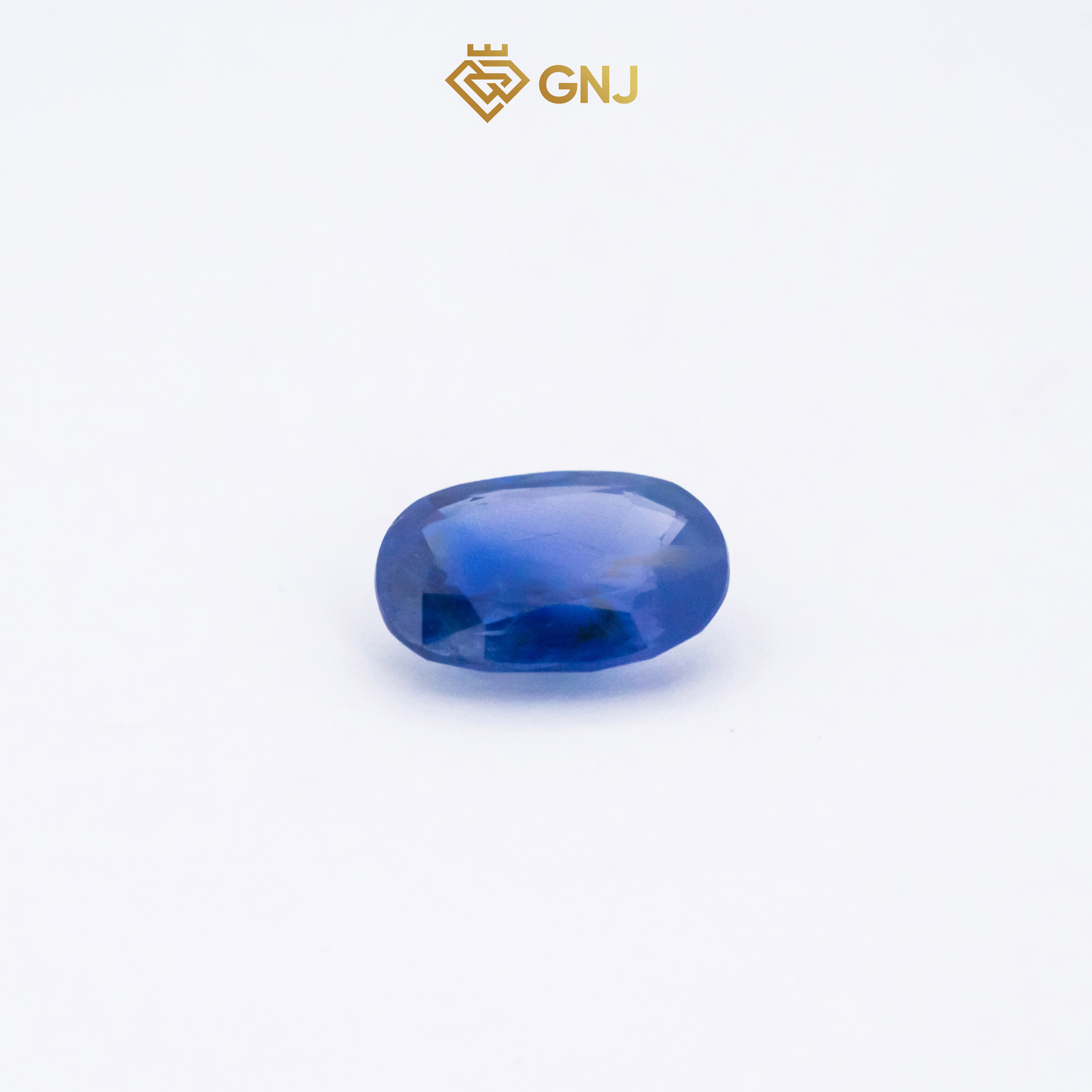 Viên Đá Sapphire Tự Nhiên Phát Lộc Lục Yên 1.83ct — mặt trước, đá quý tự nhiên có kiểm định GNJ