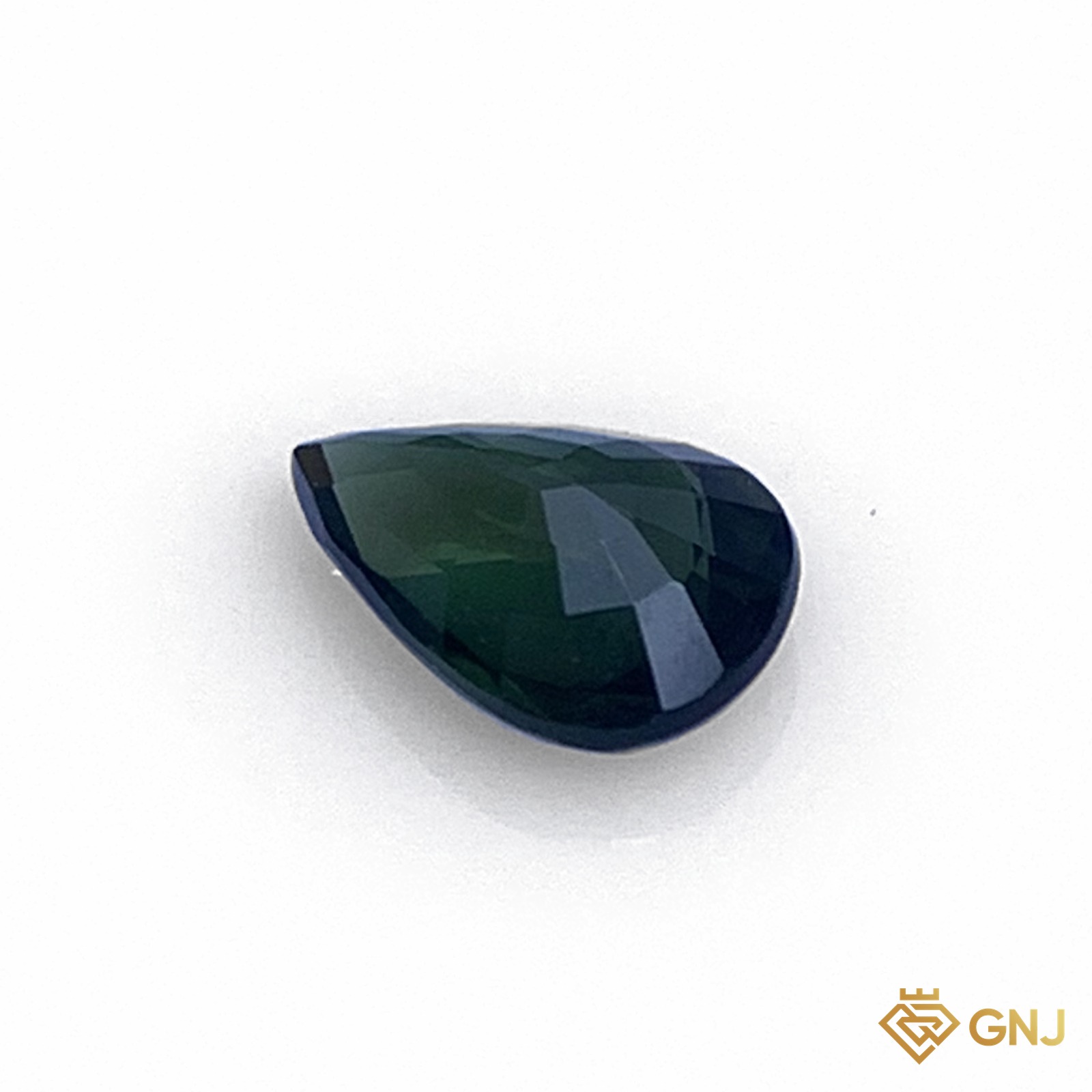 Đá sapphire xanh lá tự nhiên 0,74ct - mặt sau
