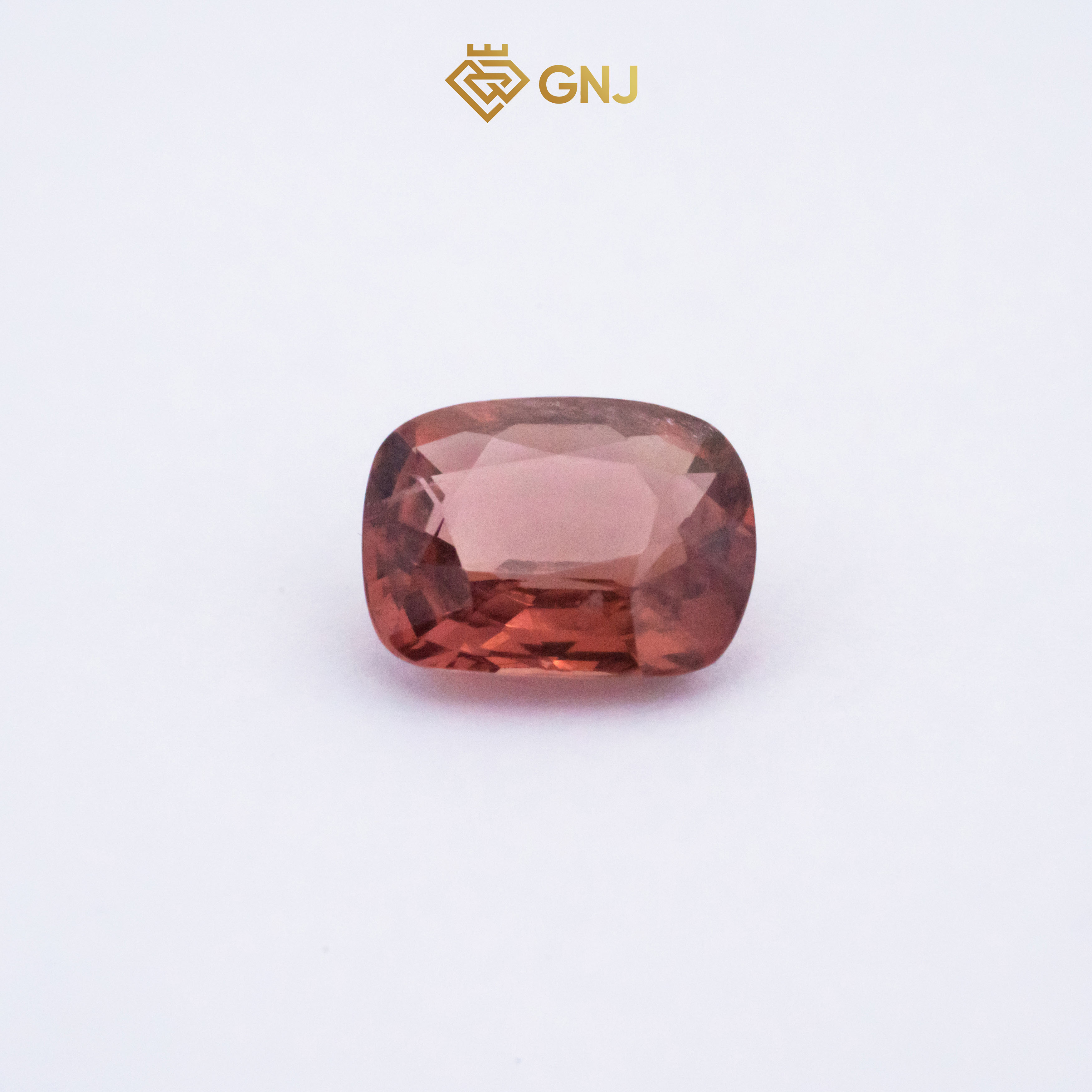 Viên đá spinel Nâu Cam tự nhiên Lục Yên