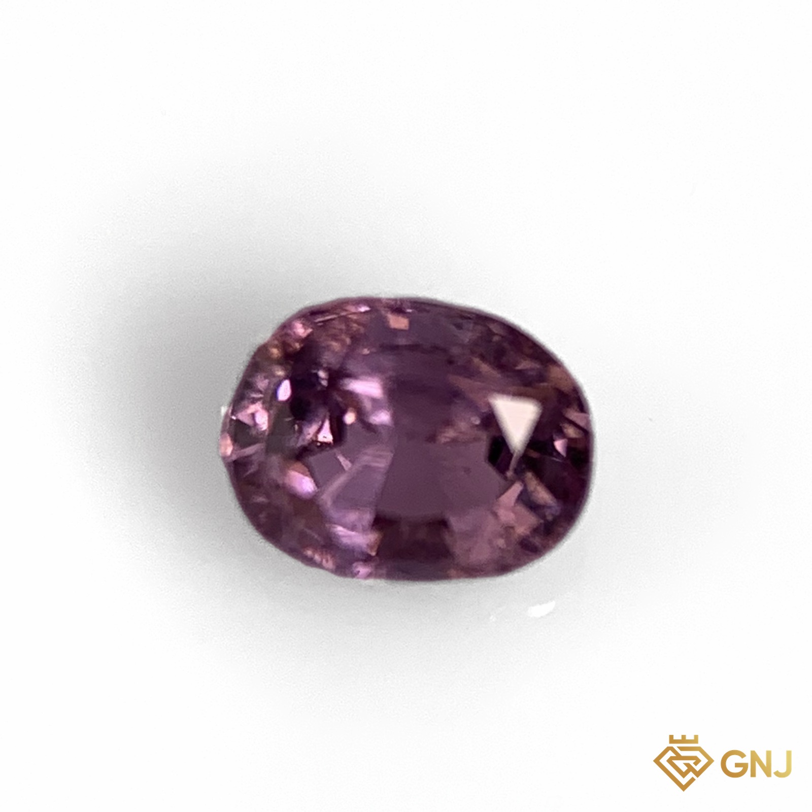 Đá spinel tím tự nhiên 0,6ct - mặt trước