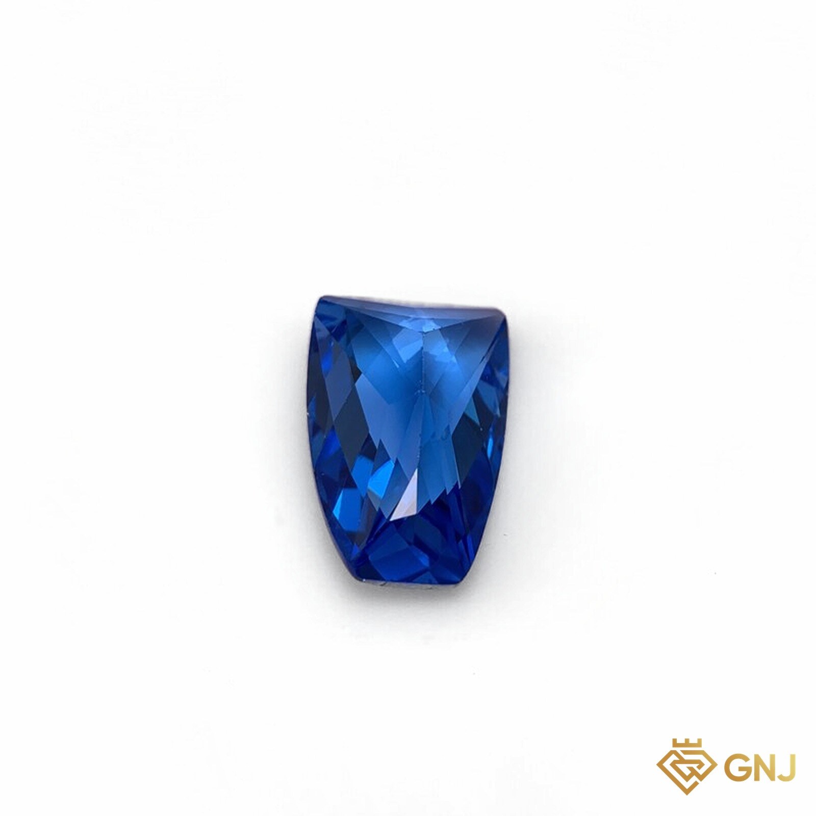 Đá Topaz xanh tự nhiên 21,25ct — mặt sau (pavilion) trên nền trắng