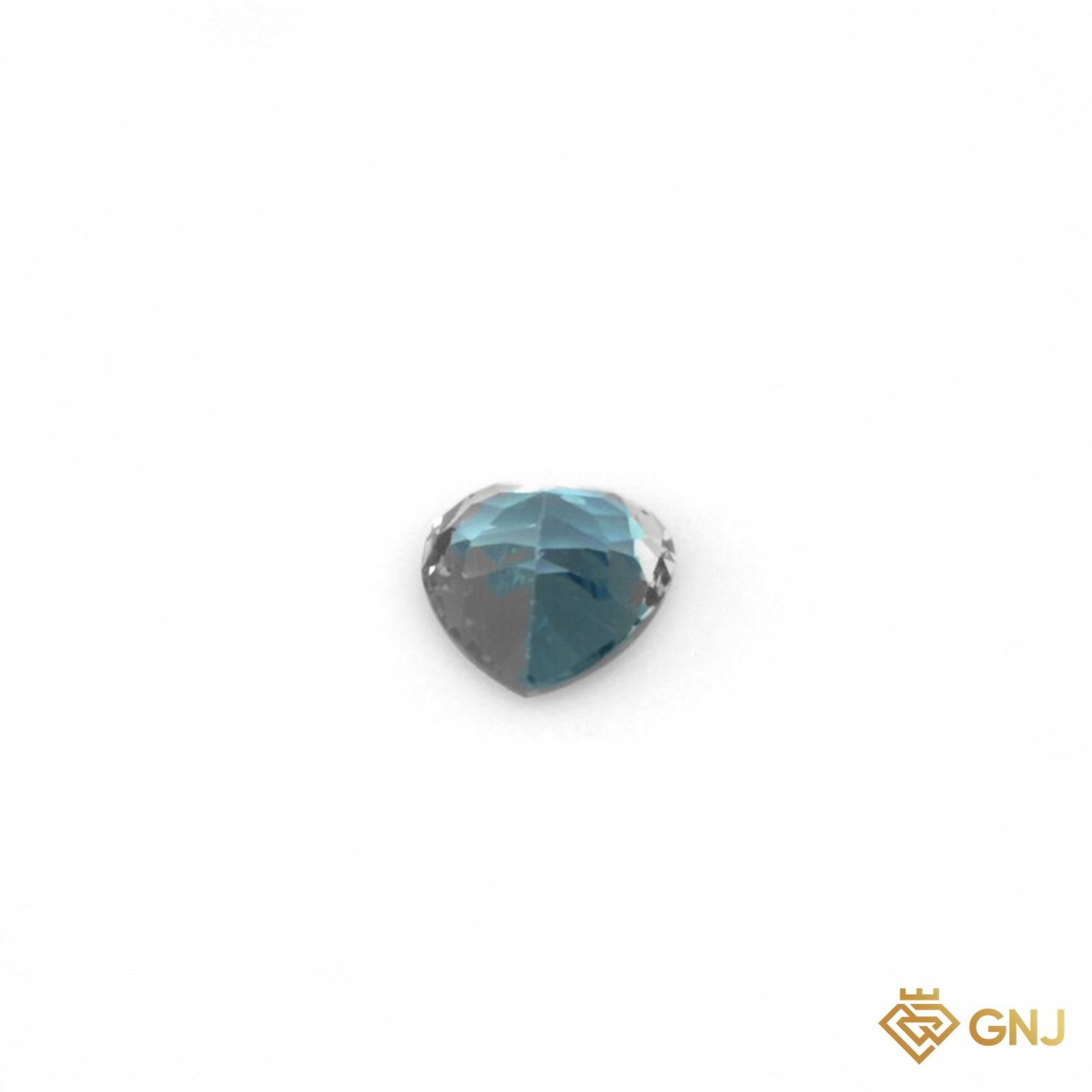 Đá Topaz xanh tự nhiên 6,35ct — mặt sau (pavilion) trên nền trắng