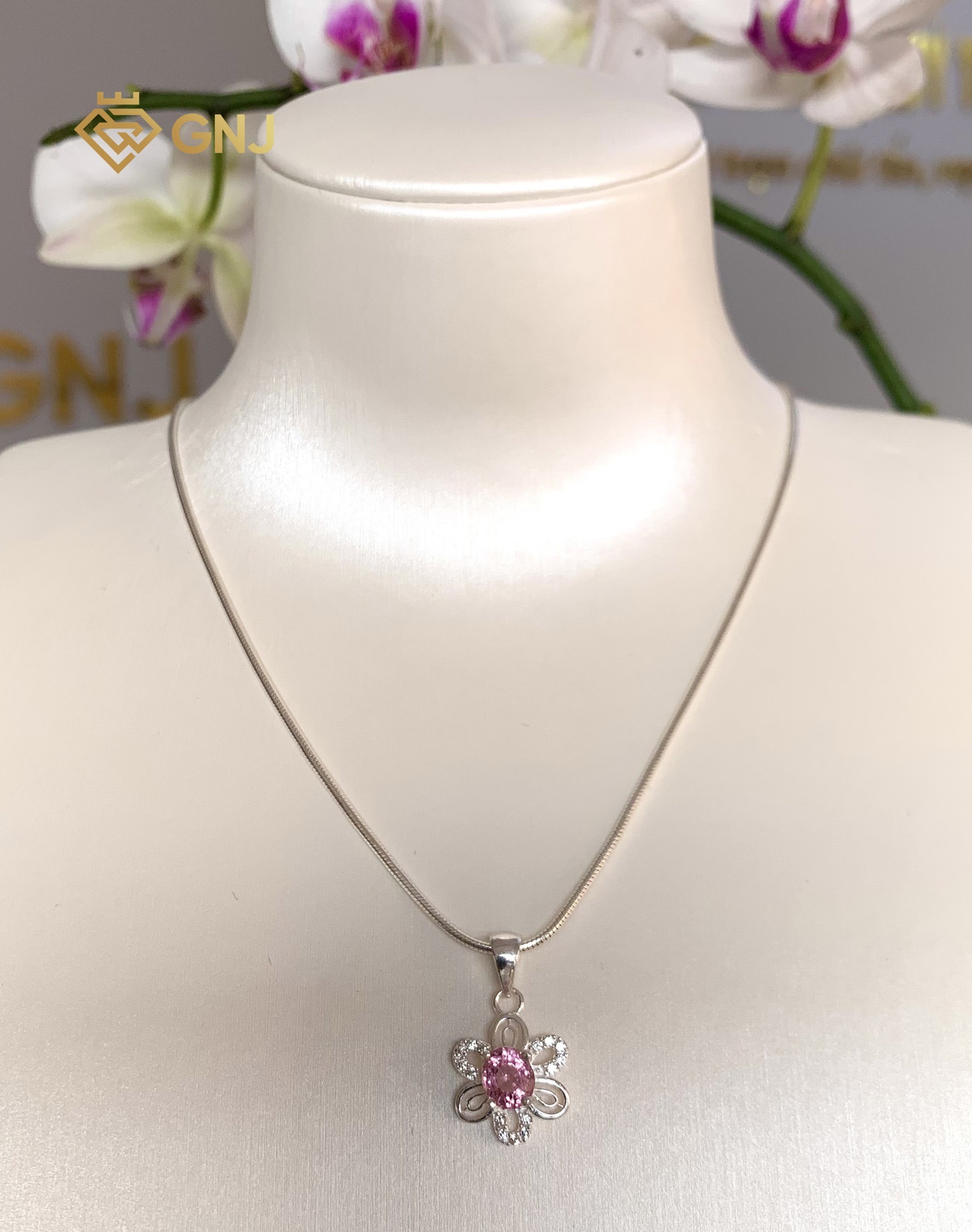 Mặt dây chuyền bạc 925 đính đá Spinel hồng thiên nhiên