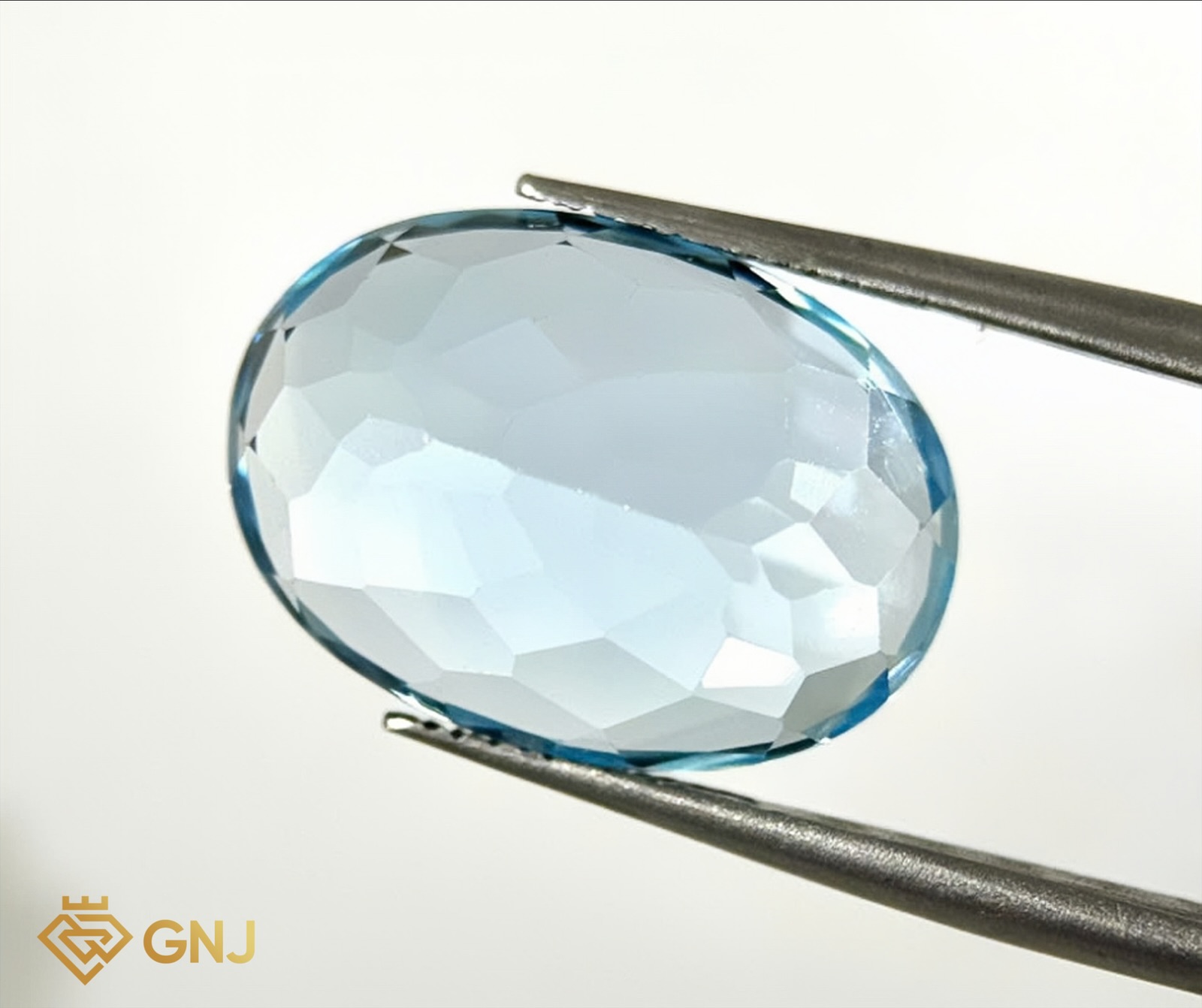 Đá Topaz Xanh Tự Nhiên 17.9ct — mặt bên